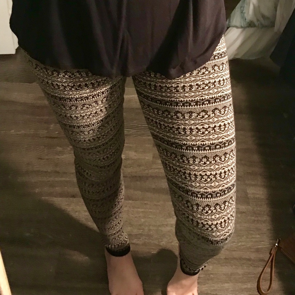 Sweater Aztec Leggings